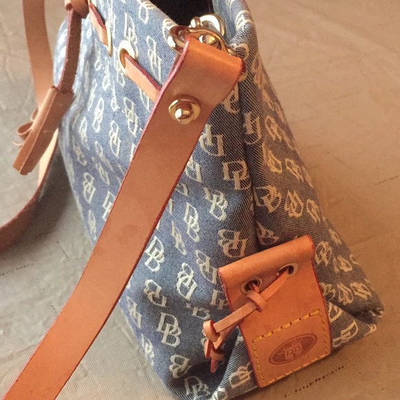 Dooney & Bourke signature print canvas purse - Picture 2 of 5